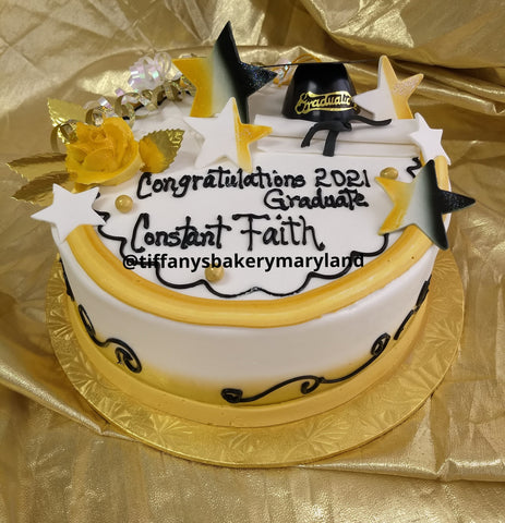 Round Graduation Cake