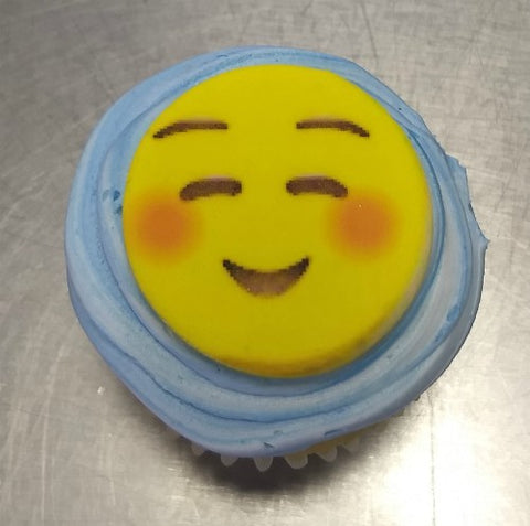 Cupcakes with Edible Image Layon Design