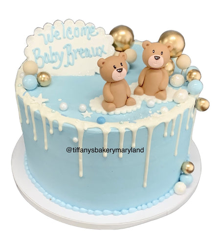 Drip Cake with Bears