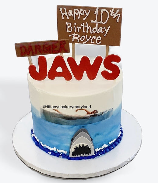 Round  3 Layer eight inch Cake - Jaws