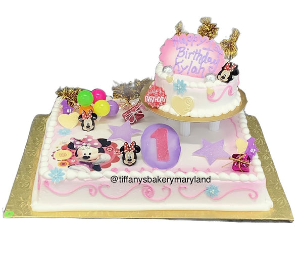 Half Sheet Cake with 6" Round Single Layer on Separator