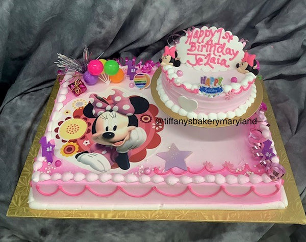Half Sheet Cake with 6" Round Single Layer on Separator