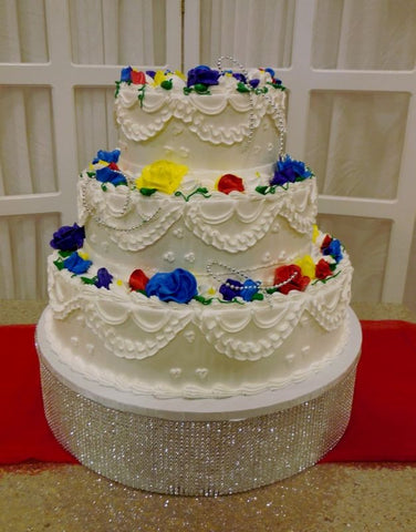 Love's Dream Premier Wedding Cake