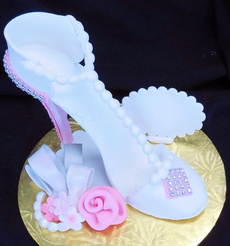Stiletto in Pink and White Fondant Accent