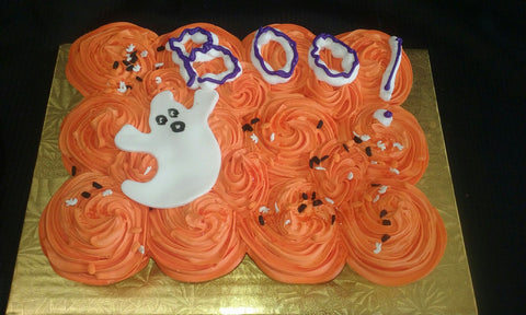 Halloween Cupcake Cake with Ghost