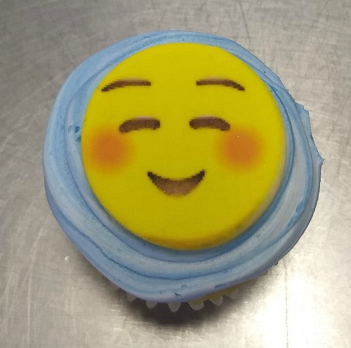 Cupcakes with Edible Image Layon Design