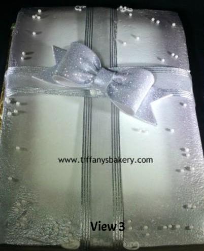 Gift Sheet Cake Double Layer 1/4 Sheet Cake