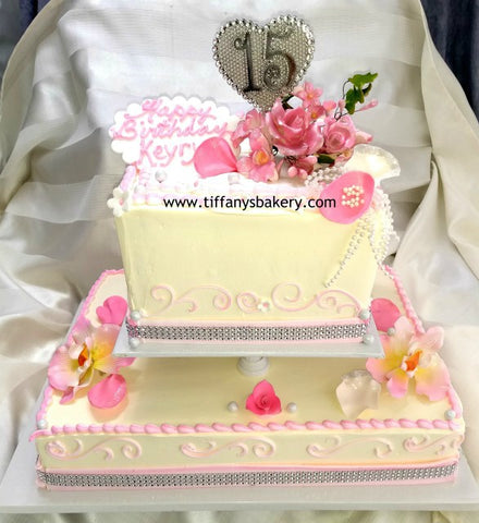 Half Sheet Cake with 8" Square Separated - Quinceanera