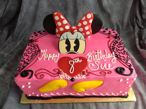 Double Layer 1/4 Sheet Cake - Minnie Mouse