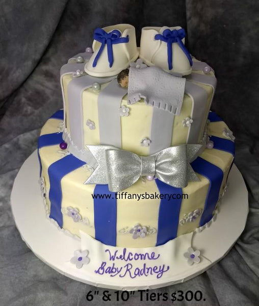 Baby Booties on Round Cake